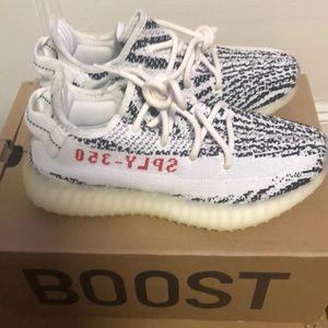 Yeezy 350 boost v2 zebra